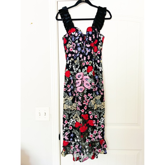 Bronx and Banco Alicia Flora Midi Dress - Picture 4 of 12